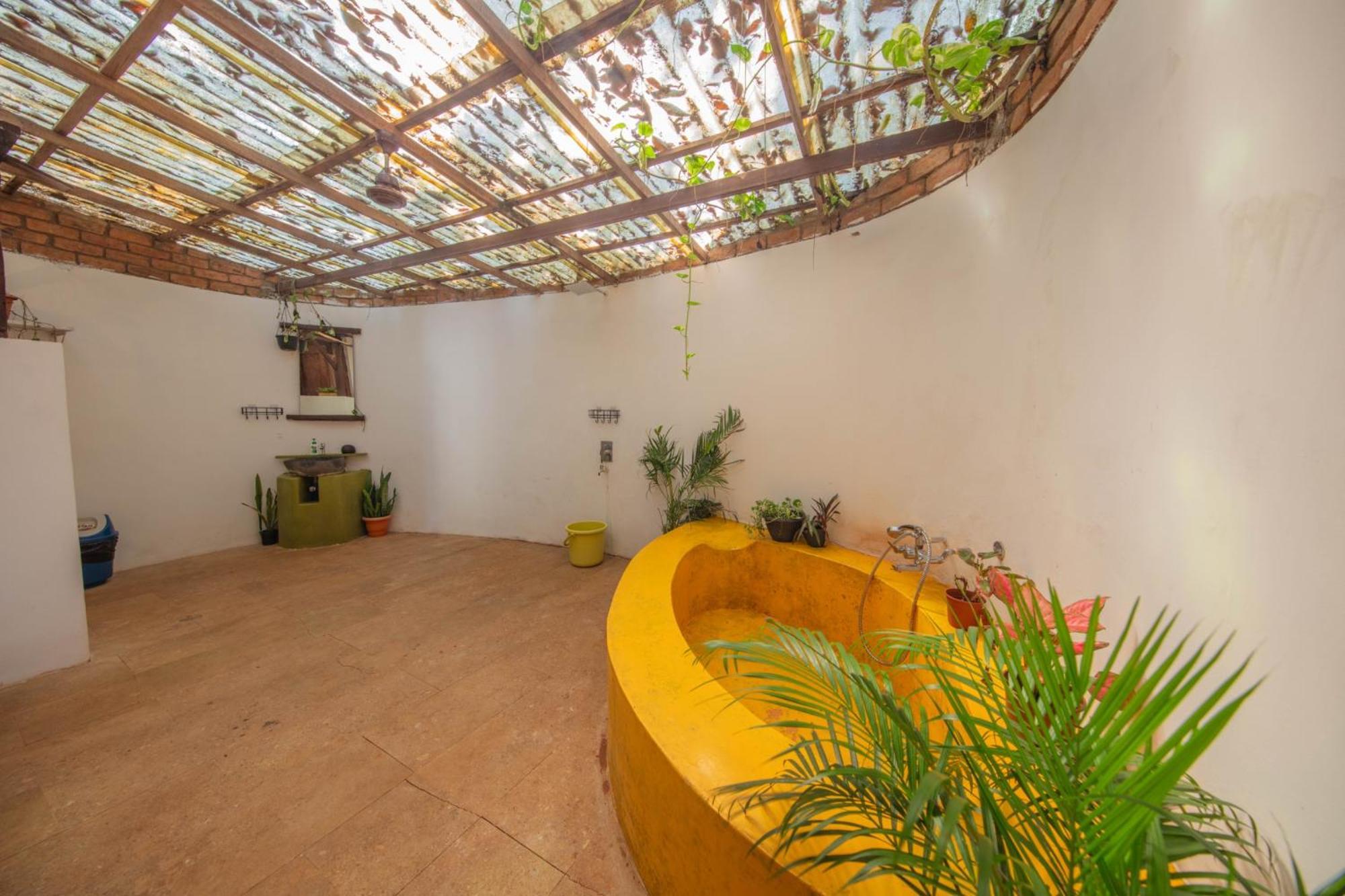 Satori Wellness Cottages I Yoga, Sauna, Ice Bath, Holistic Therapies & More 만드렘 외부 사진
