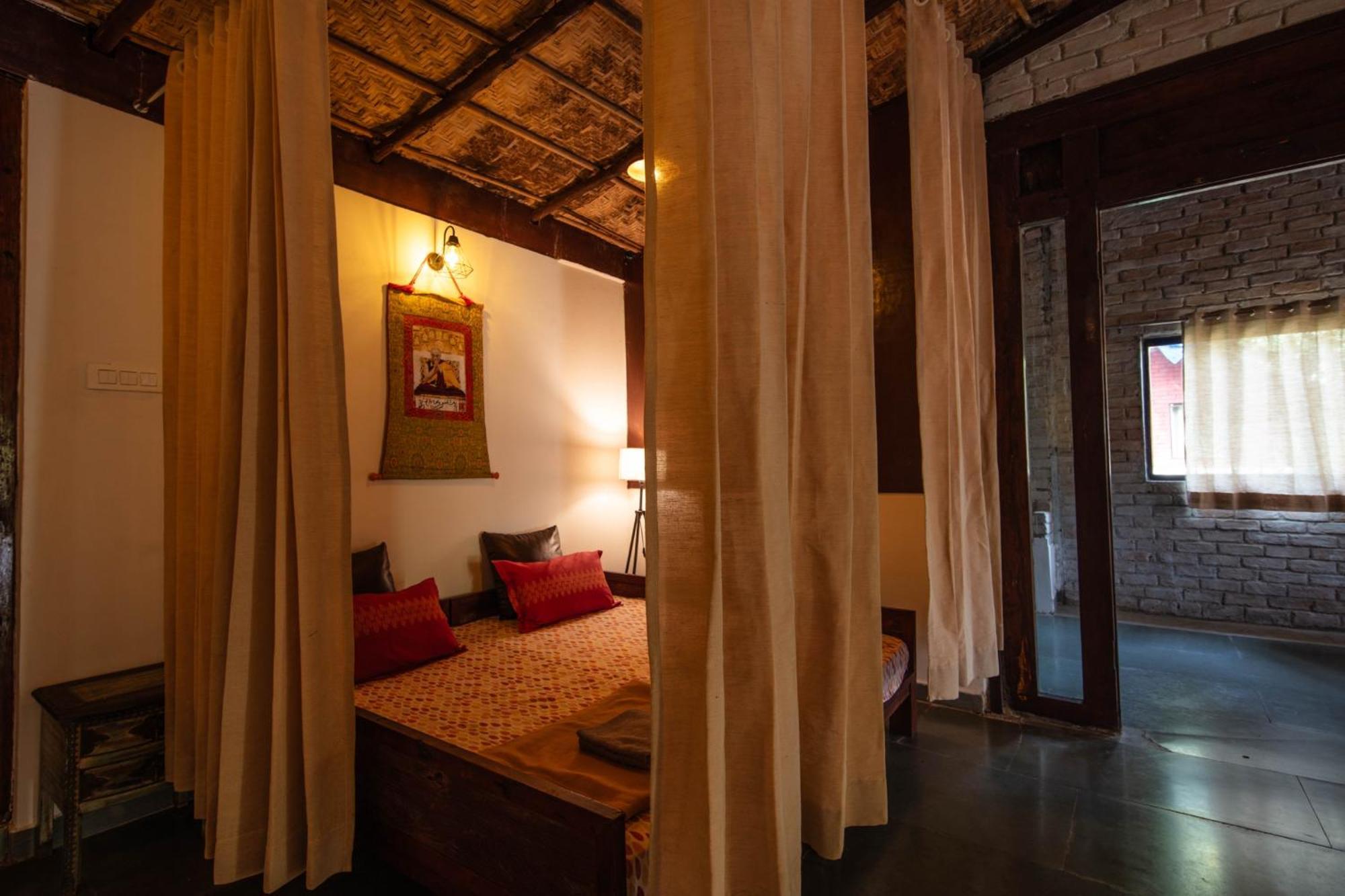 Satori Wellness Cottages I Yoga, Sauna, Ice Bath, Holistic Therapies & More 만드렘 외부 사진
